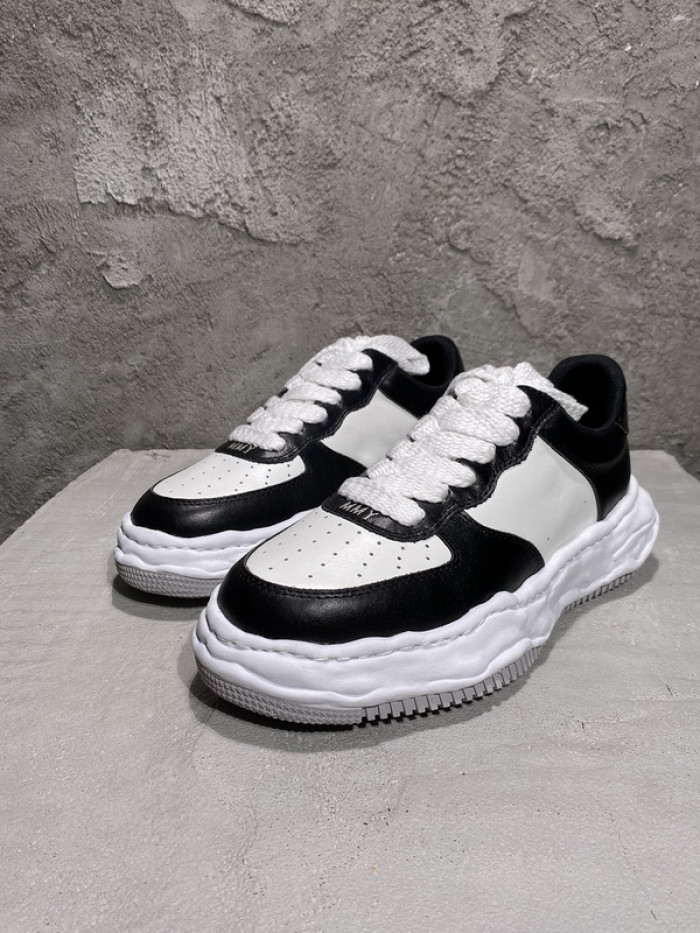 maison mihara yasuhiro sneaker
