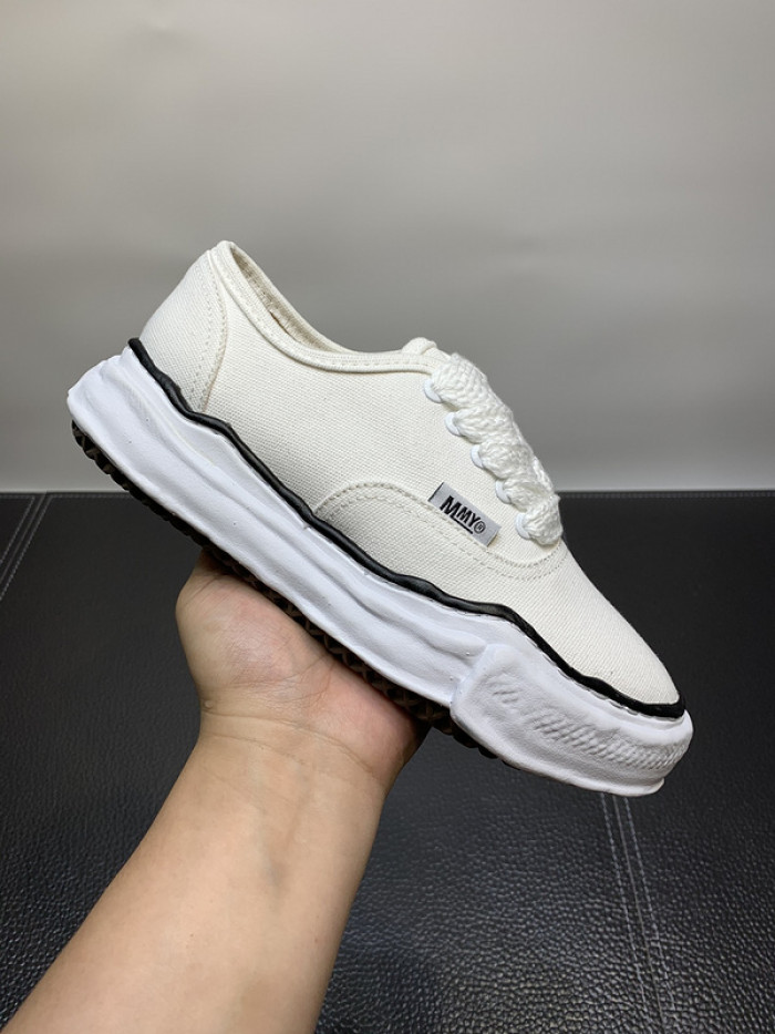maison mihara yasuhiro sneaker