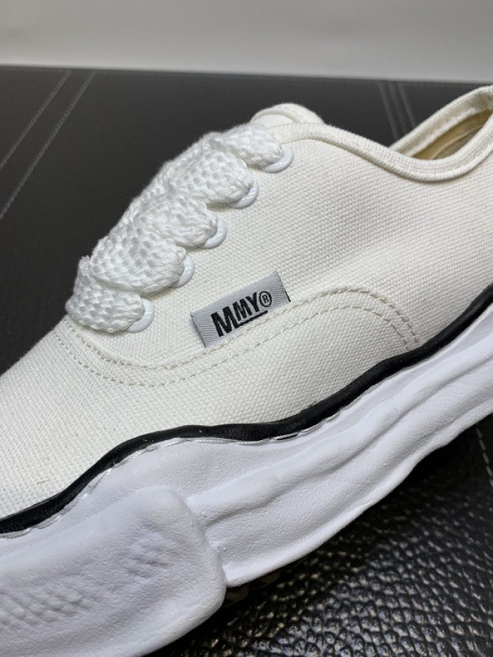 maison mihara yasuhiro sneaker