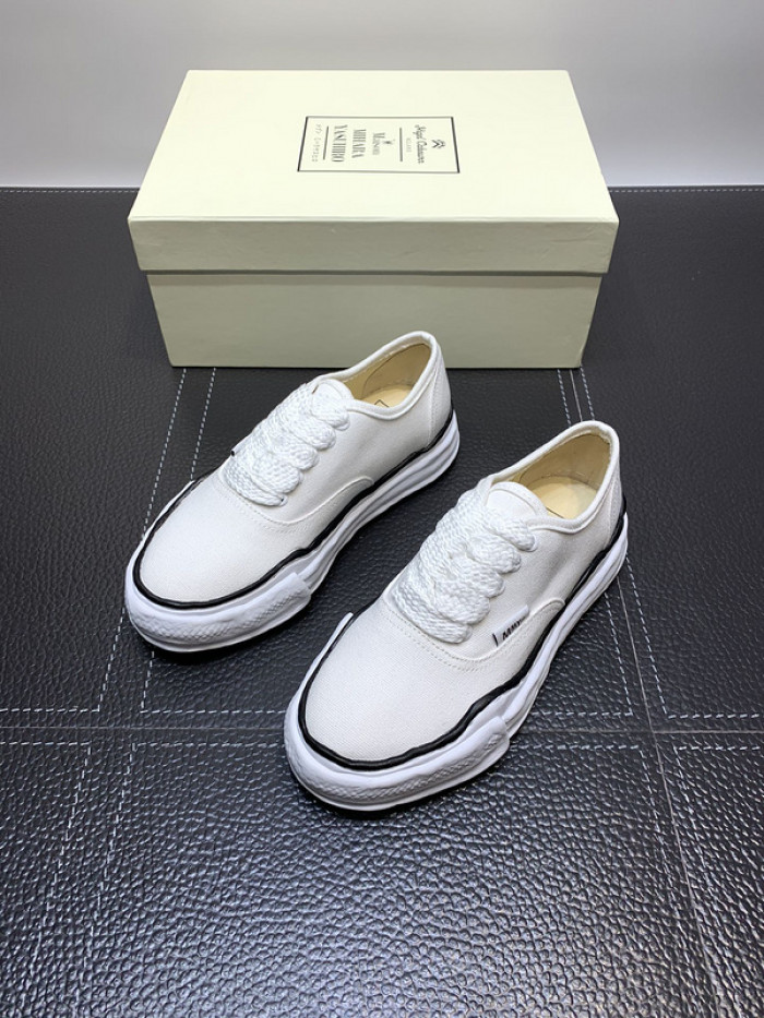 maison mihara yasuhiro sneaker