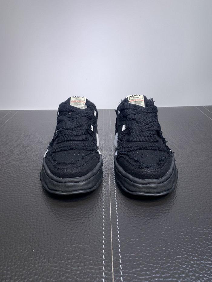 maison mihara yasuhiro sneaker