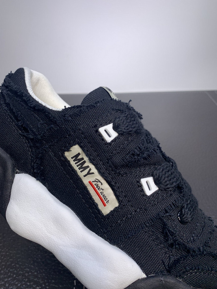 maison mihara yasuhiro sneaker