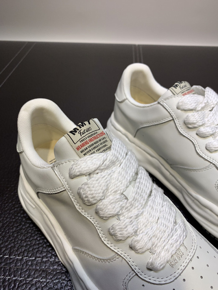 maison mihara yasuhiro sneaker