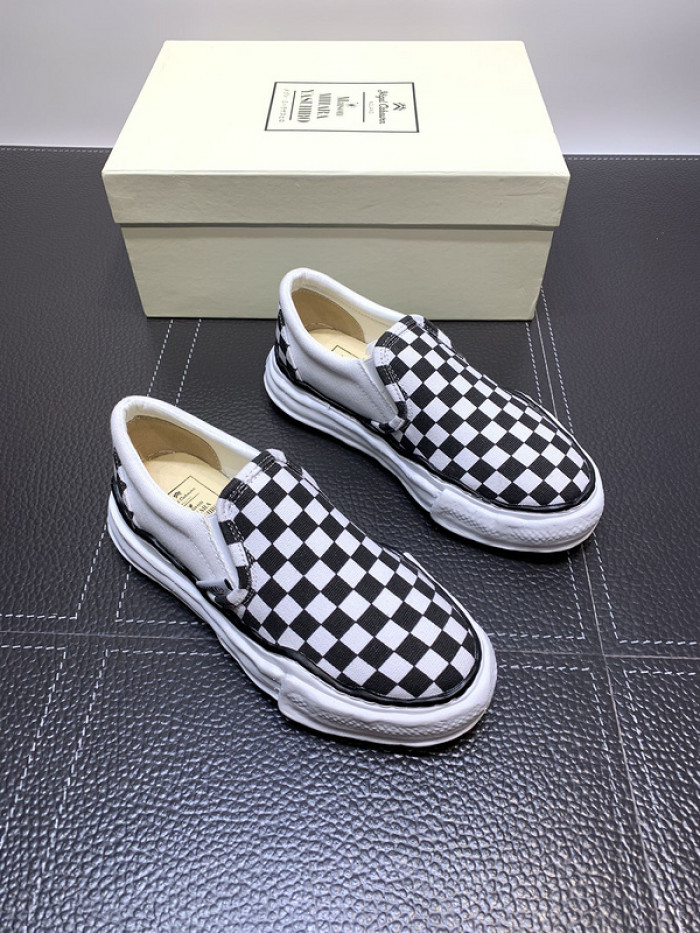 maison mihara yasuhiro sneaker