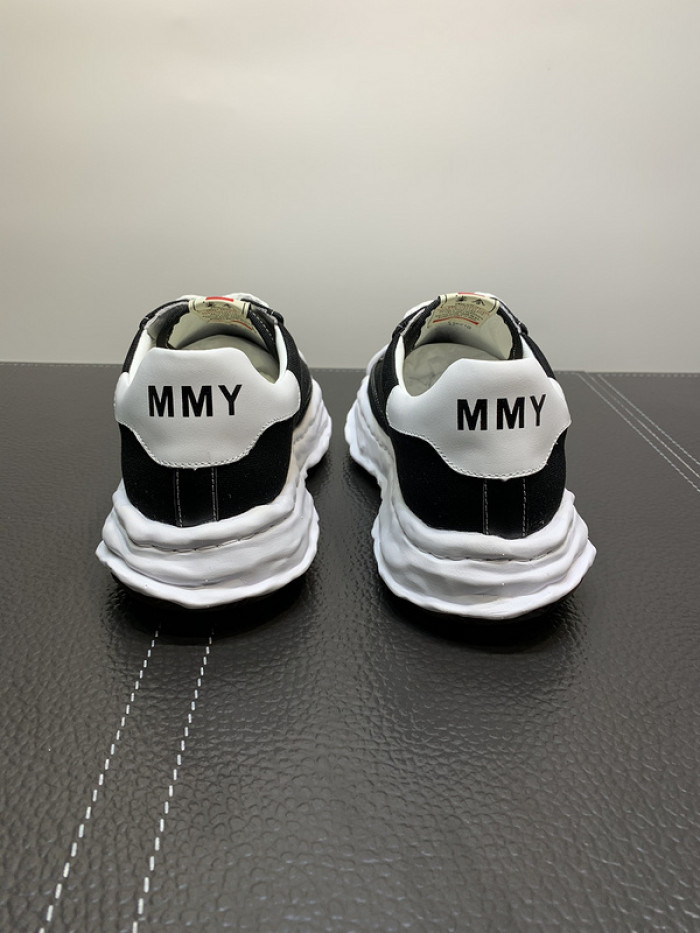 maison mihara yasuhiro sneaker