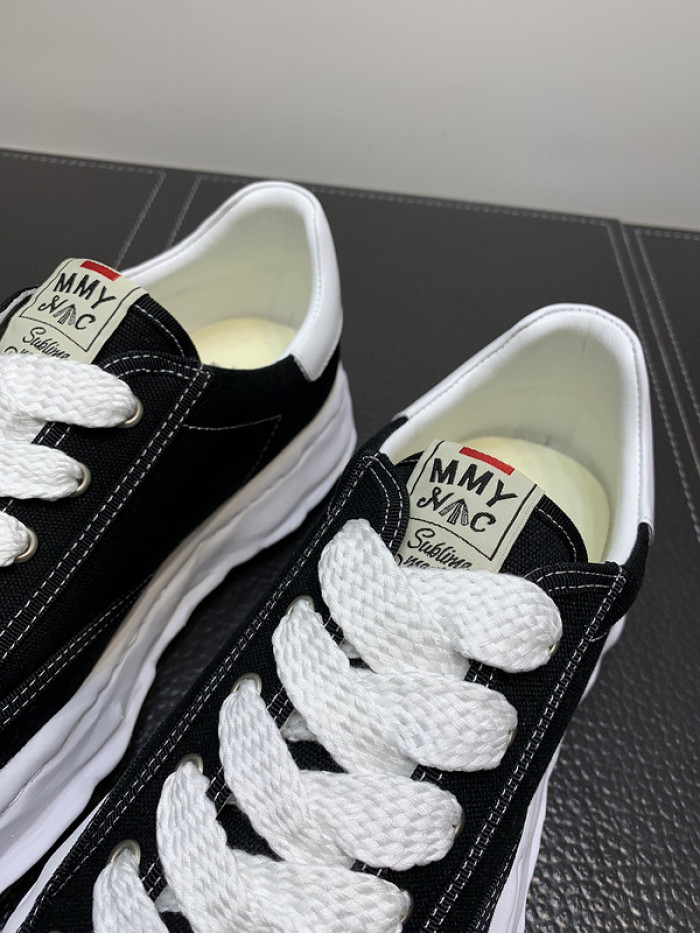 maison mihara yasuhiro sneaker