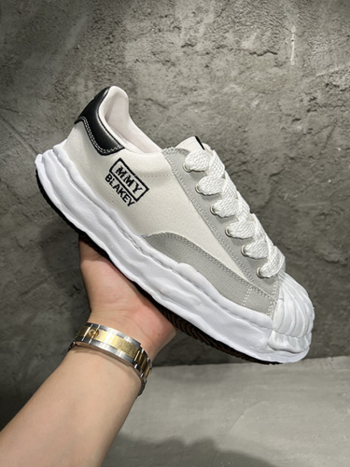 maison mihara yasuhiro sneaker