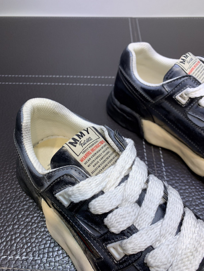 maison mihara yasuhiro sneaker