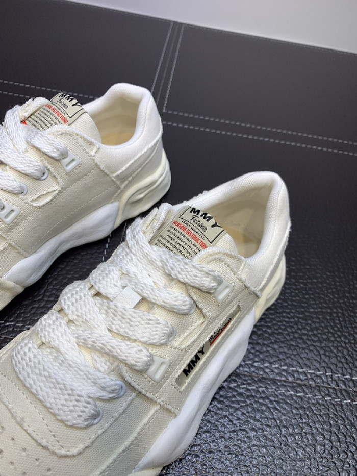 maison mihara yasuhiro sneaker