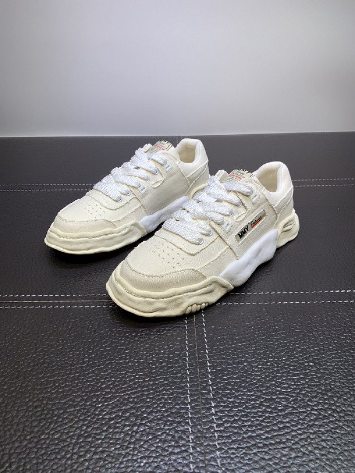 maison mihara yasuhiro sneaker