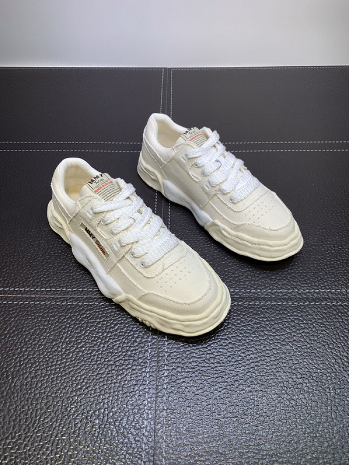 maison mihara yasuhiro sneaker