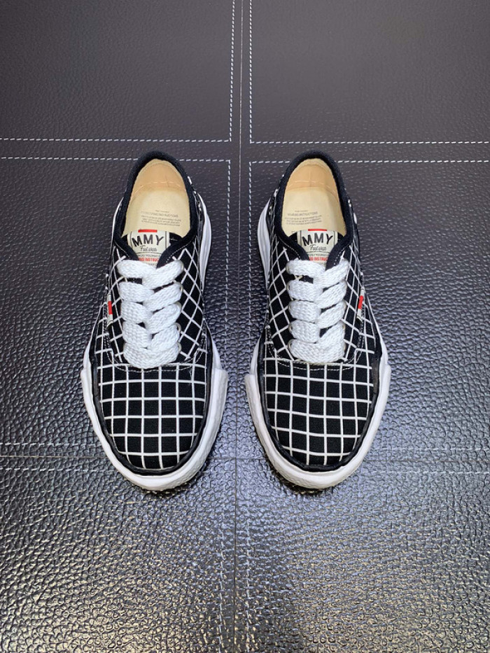 maison mihara yasuhiro sneaker