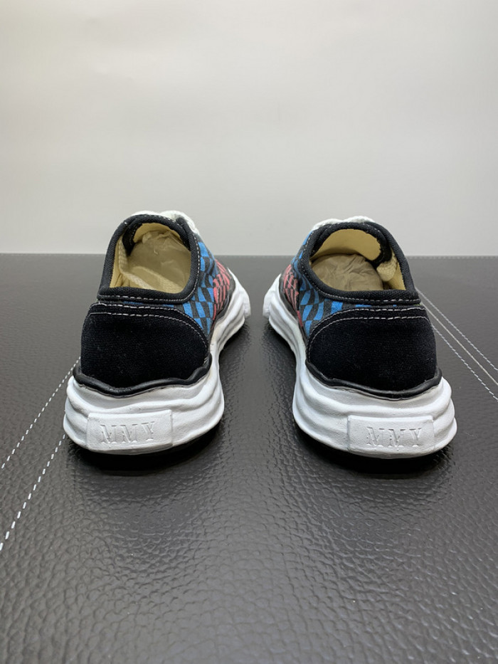 maison mihara yasuhiro sneaker