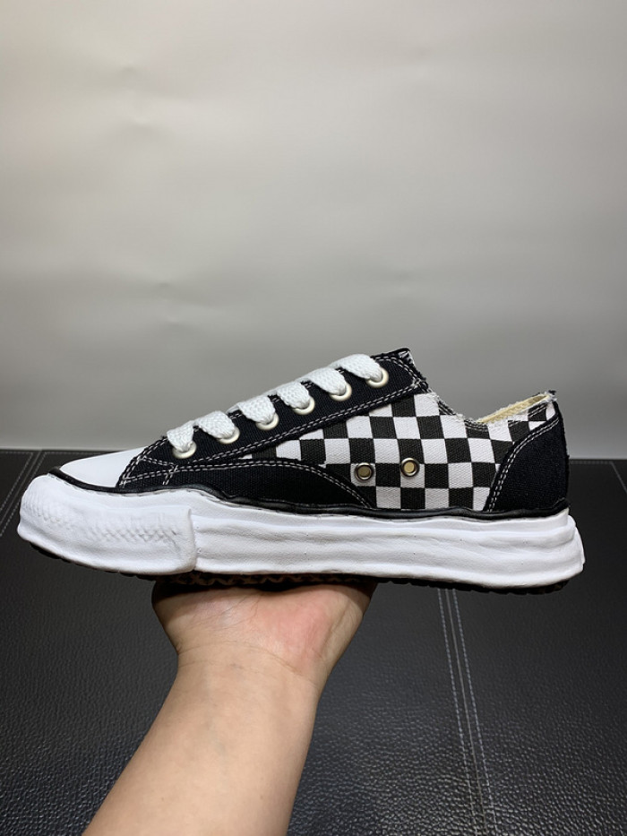 maison mihara yasuhiro sneaker