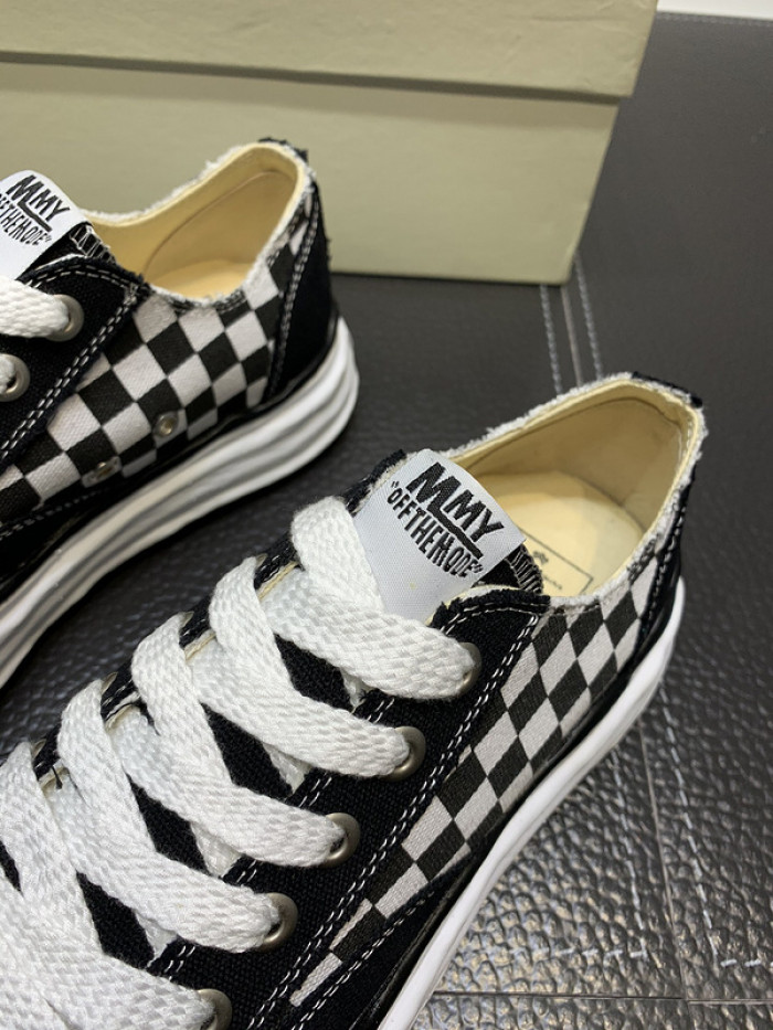 maison mihara yasuhiro sneaker