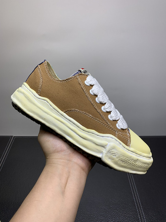 maison mihara yasuhiro sneaker
