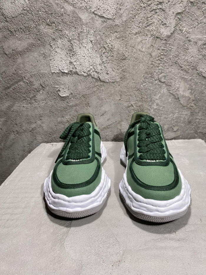 maison mihara yasuhiro sneaker