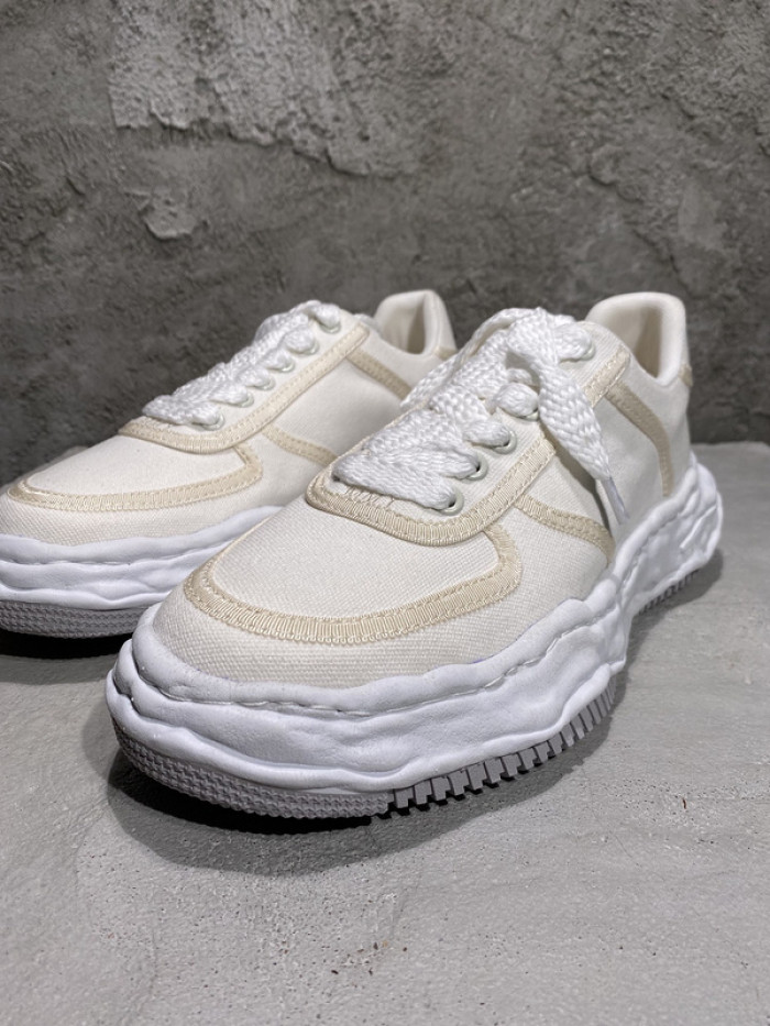 maison mihara yasuhiro sneaker