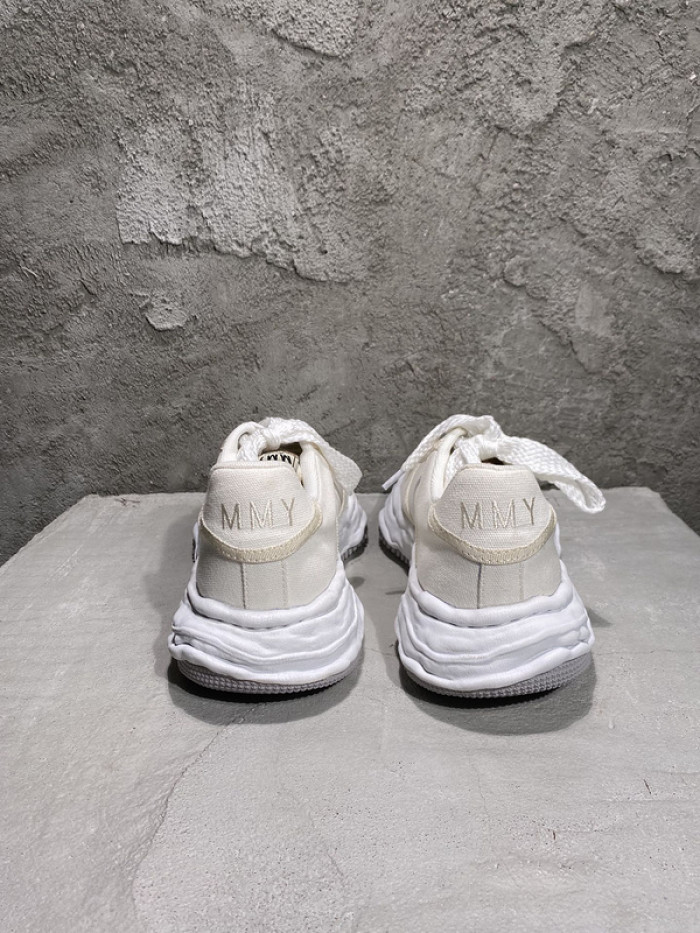 maison mihara yasuhiro sneaker