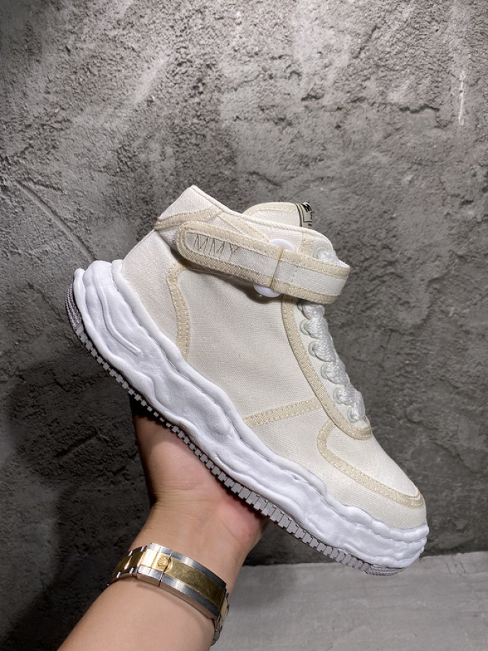 maison mihara yasuhiro sneaker