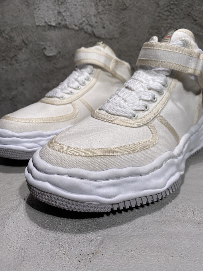 maison mihara yasuhiro sneaker
