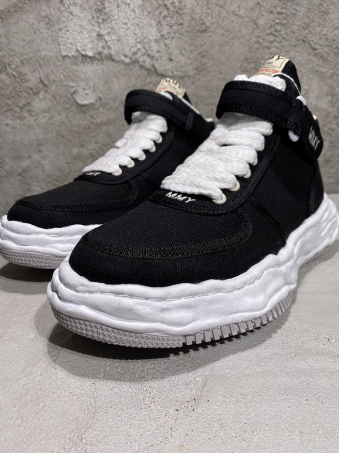 maison mihara yasuhiro sneaker