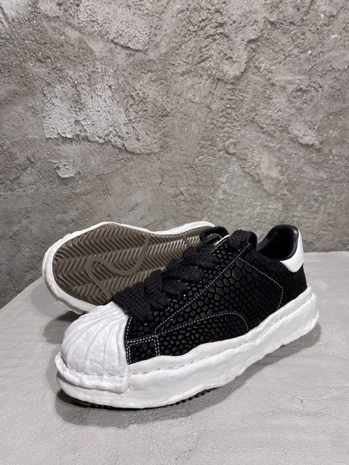 maison mihara yasuhiro sneaker