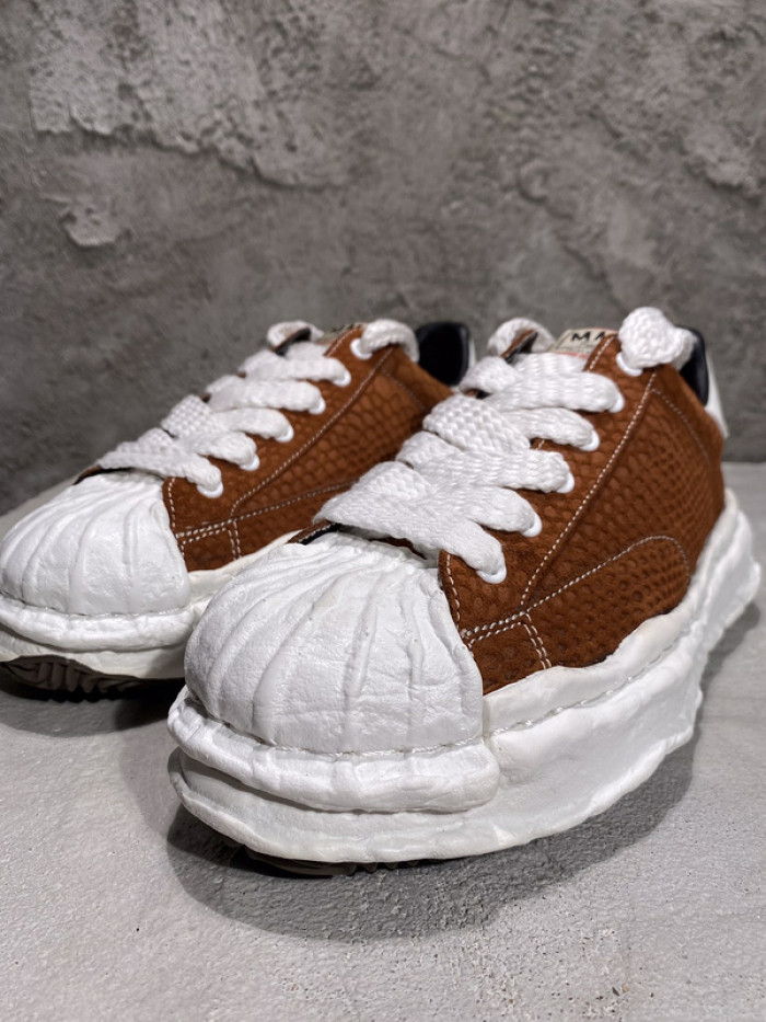 maison mihara yasuhiro sneaker
