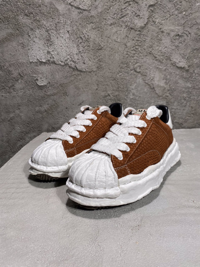 maison mihara yasuhiro sneaker
