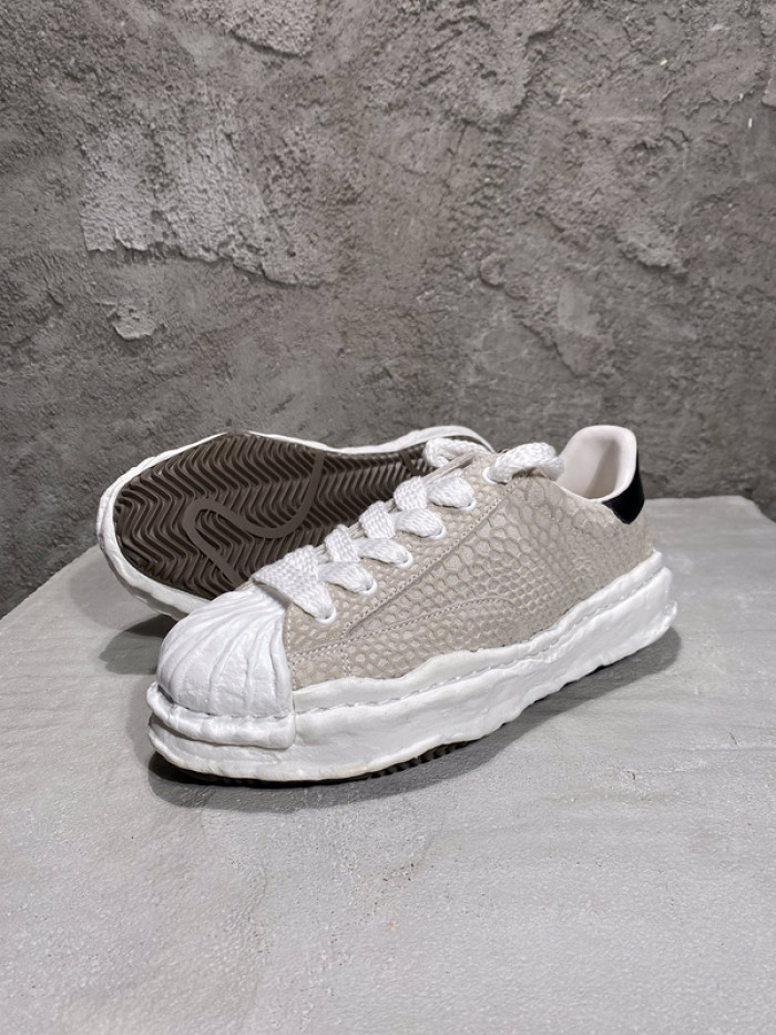 maison mihara yasuhiro sneaker