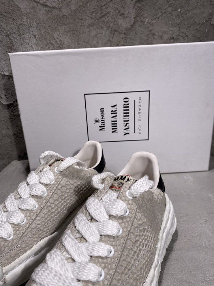 maison mihara yasuhiro sneaker