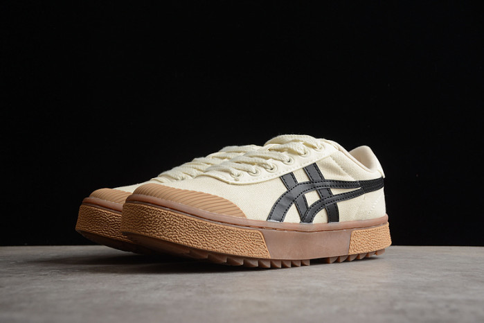 As*ic*s sneaker
