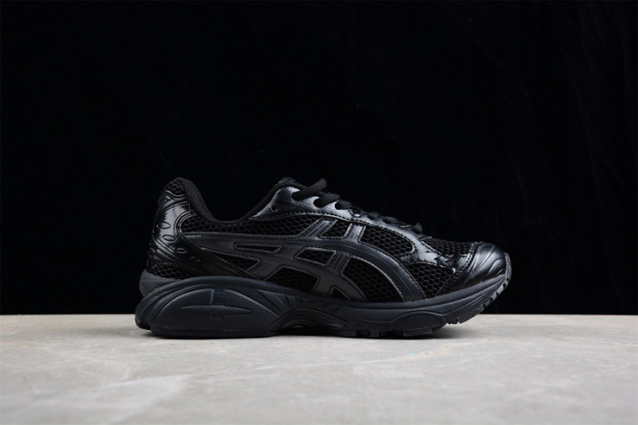 As*ic*s sneaker