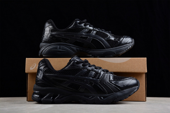 As*ic*s sneaker