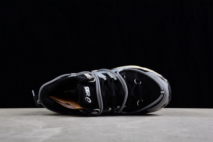 As*ic*s sneaker