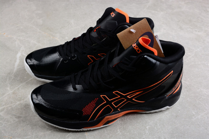 As*ic*s sneaker