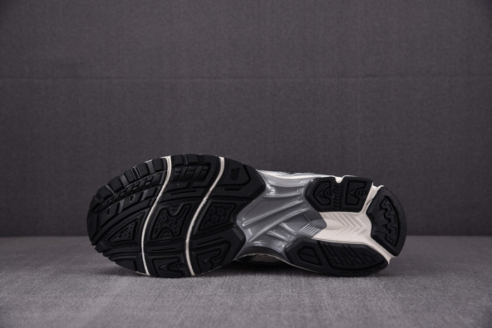As*ic*s sneaker