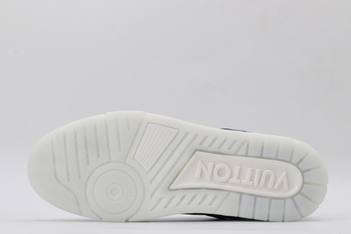 lovt sneaker