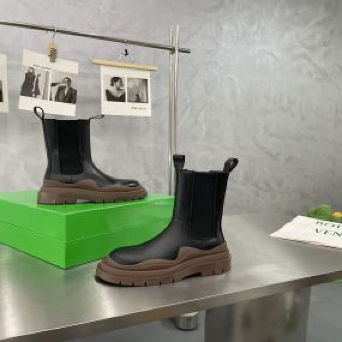 bo*te*ga Ve*ne*ta boots