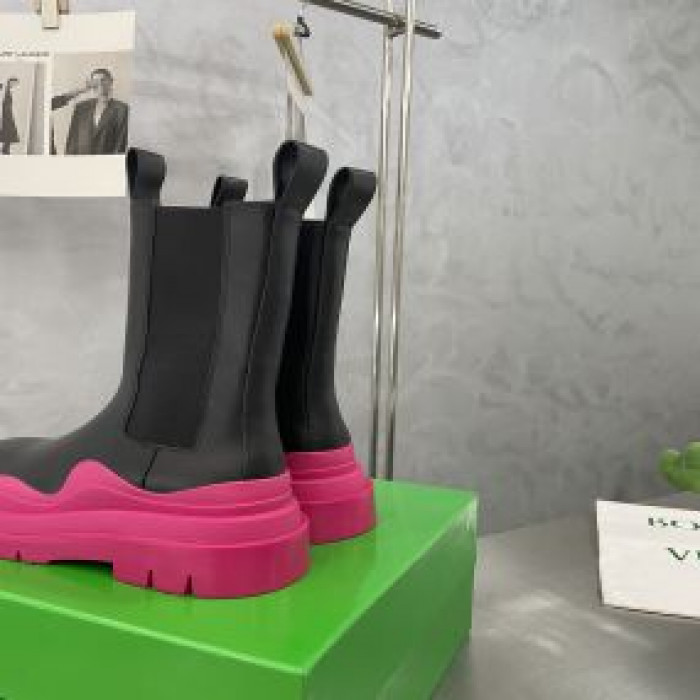 bo*te*ga Ve*ne*ta boots