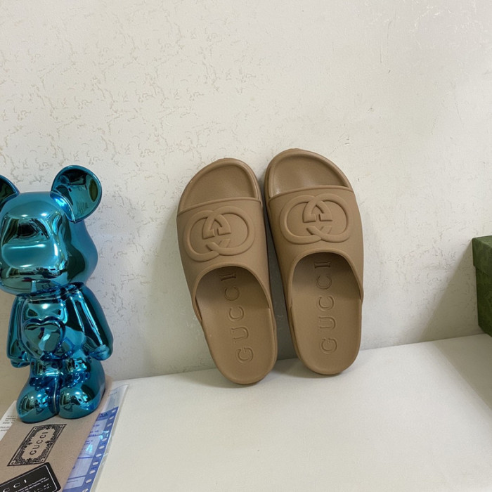 guc sandal