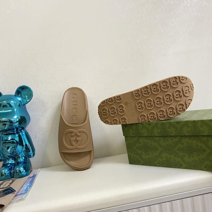 guc sandal