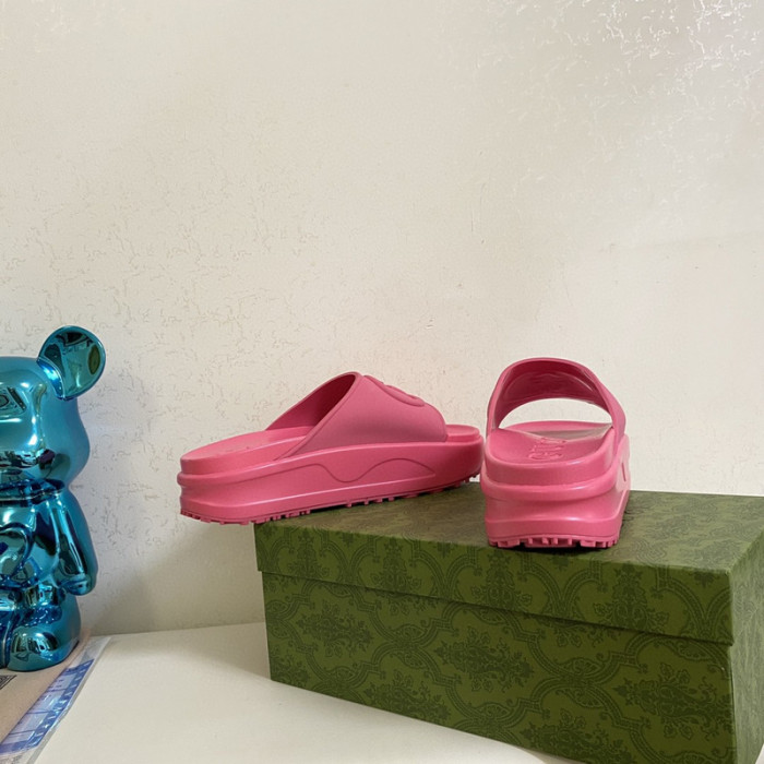 guc sandal