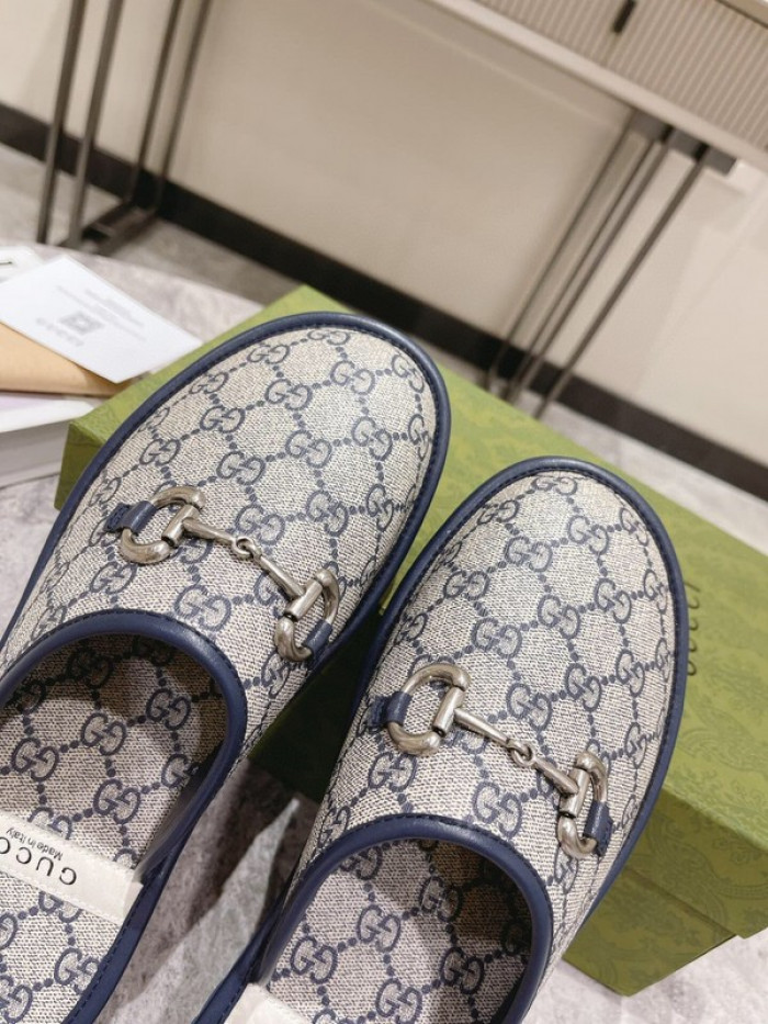 guc sandal