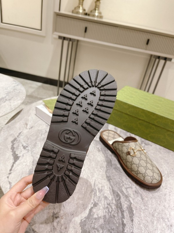 guc sandal
