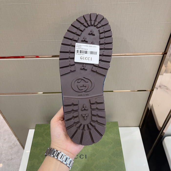 guc sandal