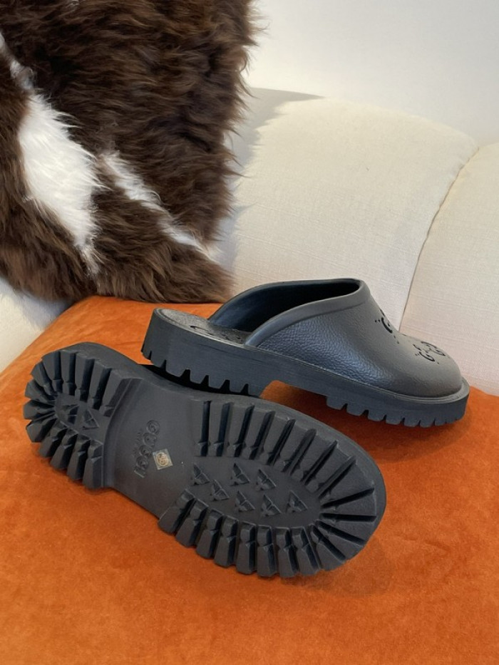 guc sandal