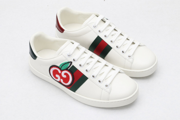gi ace embroidered low-top sneaker
