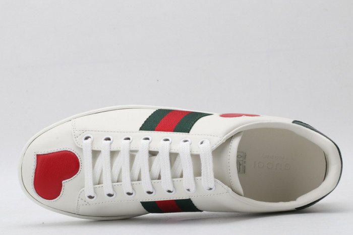 gi ace embroidered low-top sneaker