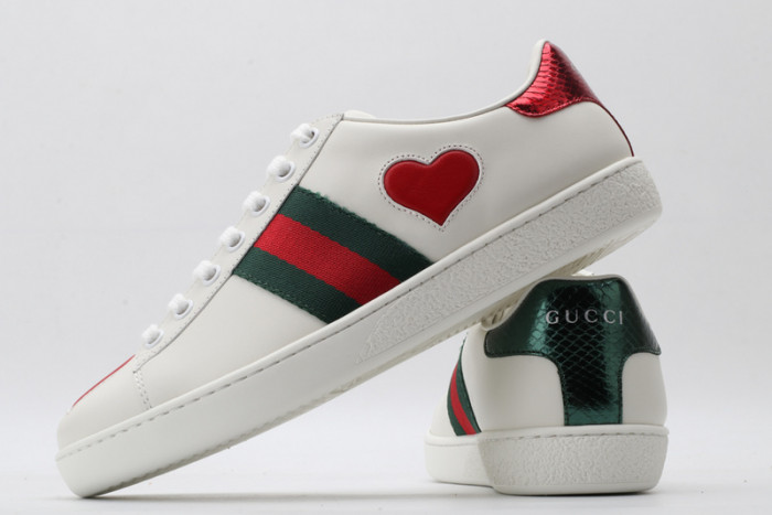 gi ace embroidered low-top sneaker